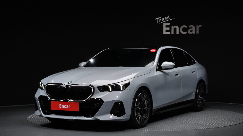 car BMW 5 Series id55100 main photo