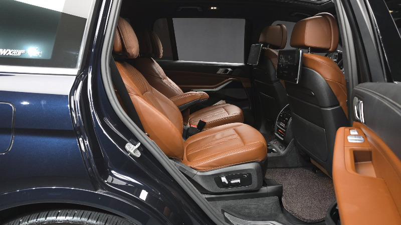 car BMW X7 id55113 photo #11