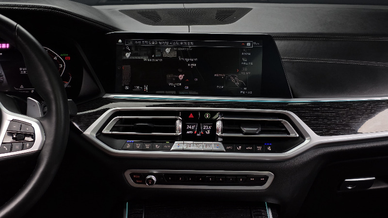 car BMW X7 id55113 photo #12