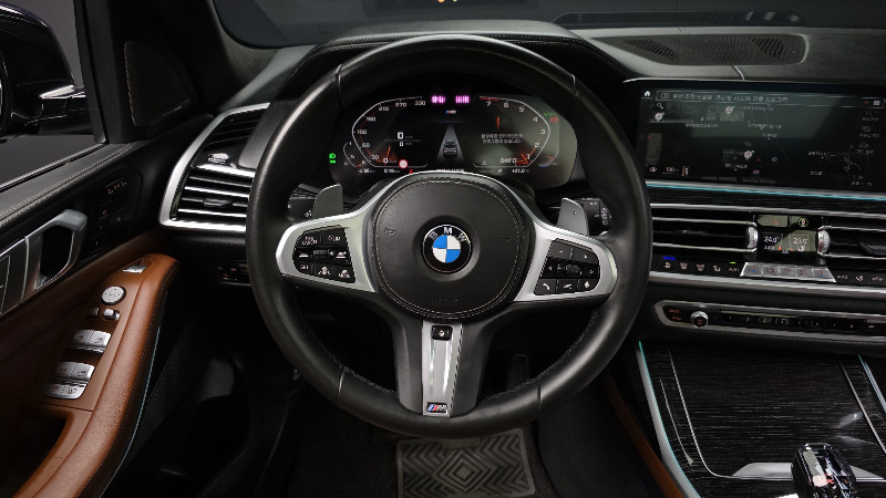 car BMW X7 id55113 photo #13