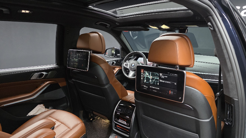 car BMW X7 id55113 photo #18