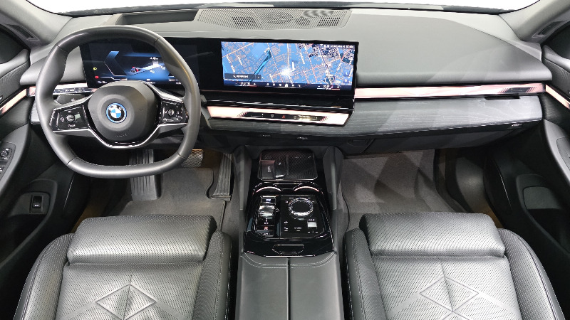 car BMW i5 id55115 photo #7