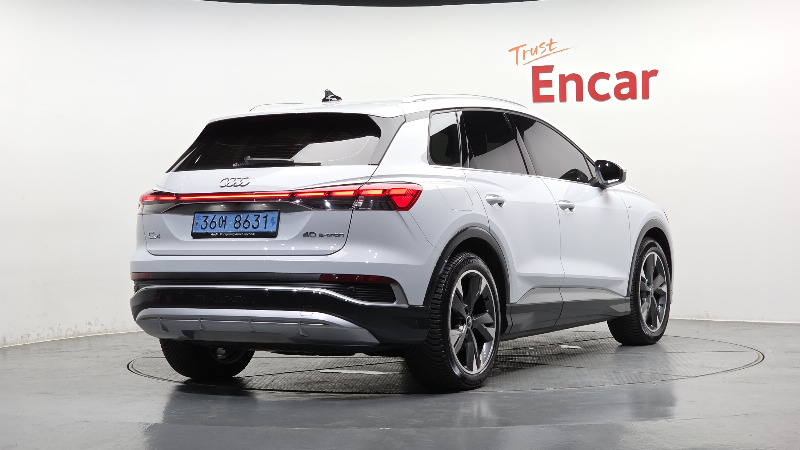 car Audi Q4 e-tron id55169 photo #2