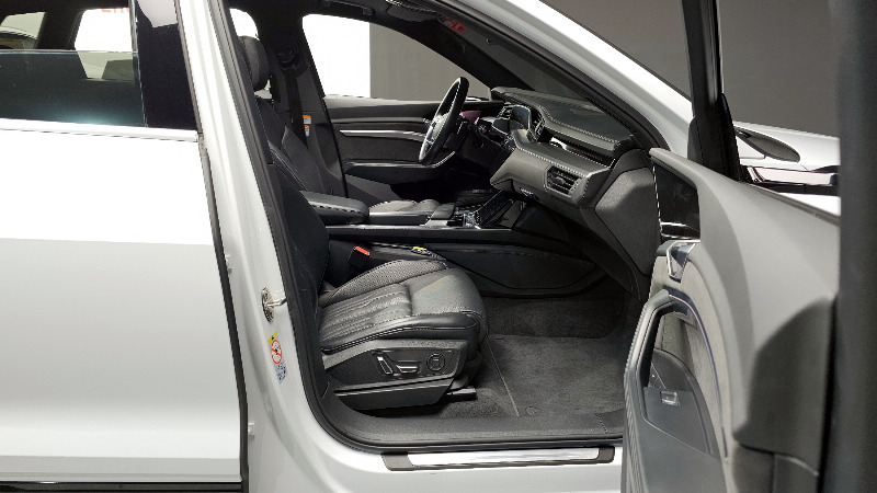 car Audi e-tron id55172 photo #11