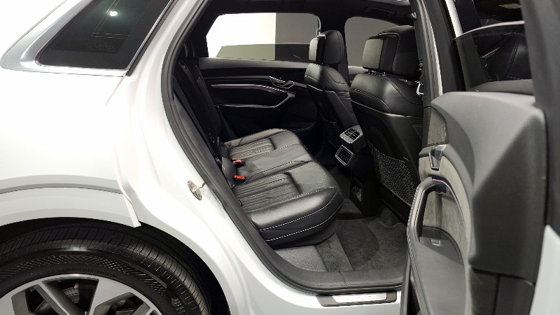 car Audi e-tron id55172 photo #12