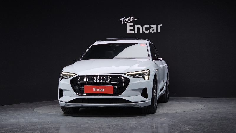 car Audi e-tron id55172 photo #3