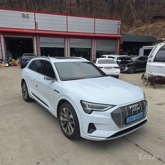 car Audi e-tron id55174 photo #7
