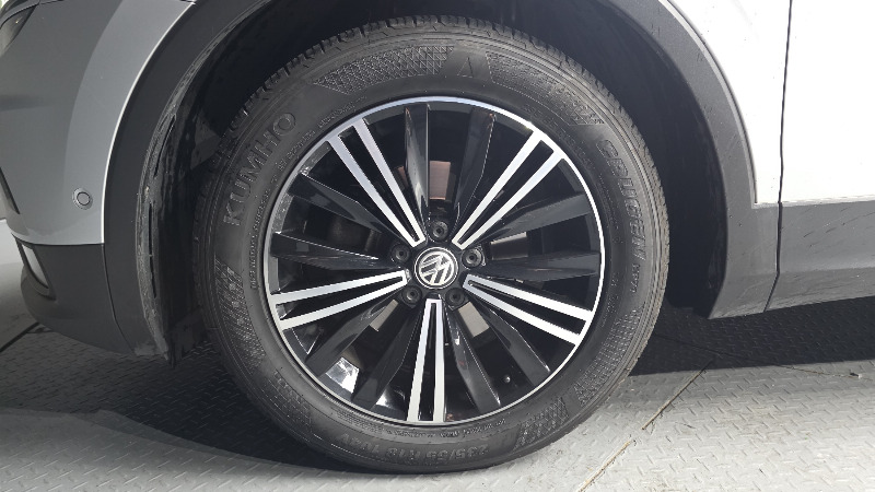 car Volkswagen Tiguan id55335 photo #5