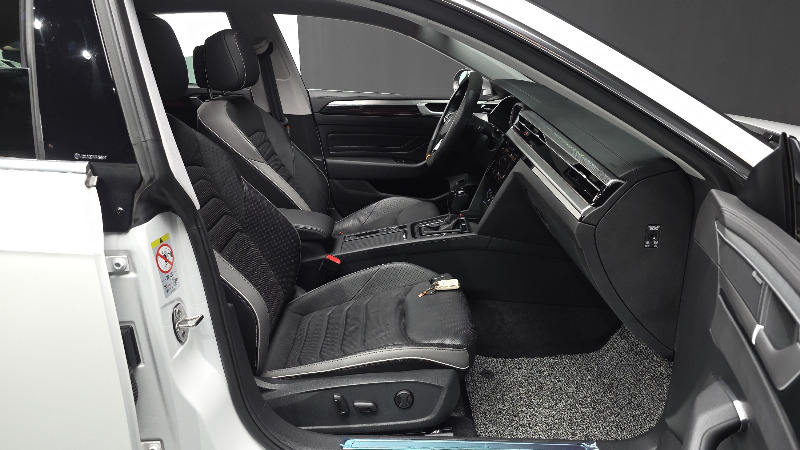 car Volkswagen Arteon id55337 photo #12