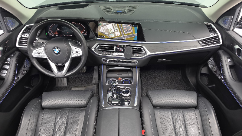car BMW X7 id55375 photo #7