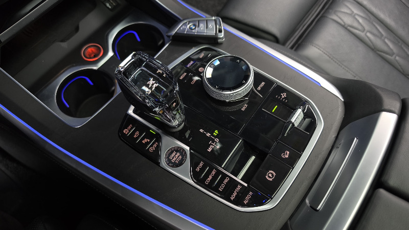 car BMW X7 id55375 photo #9