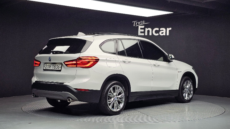 car BMW X1 id55395 photo #2