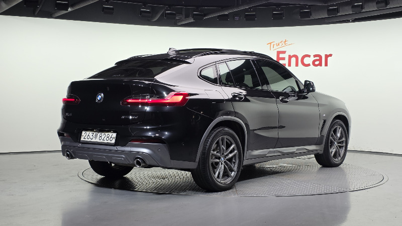 car BMW X4 id55398 photo #2