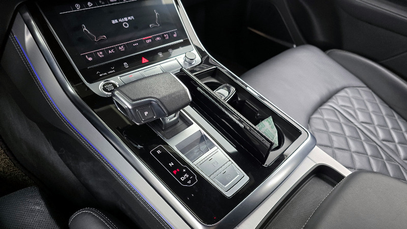 car Audi Q8 id55441 photo #9