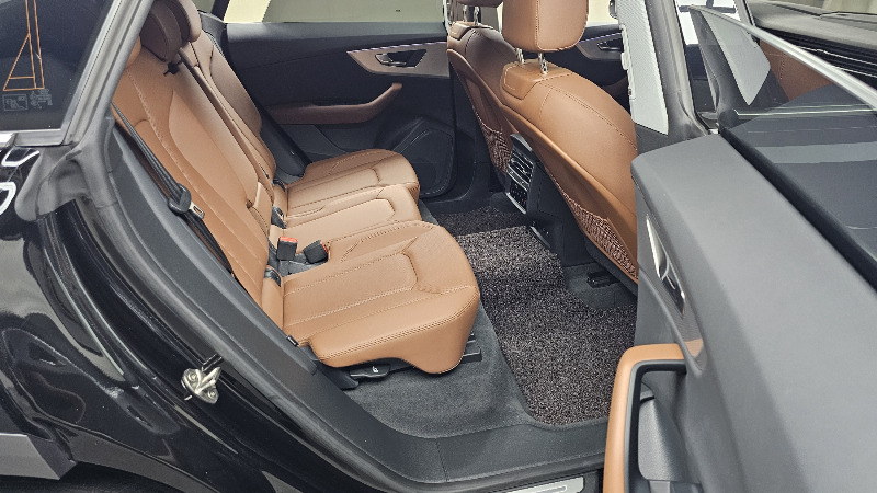 car Audi Q8 id55444 photo #12
