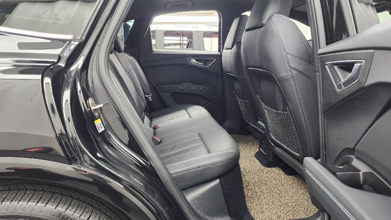 car Audi Q4 e-tron id55448 photo #12