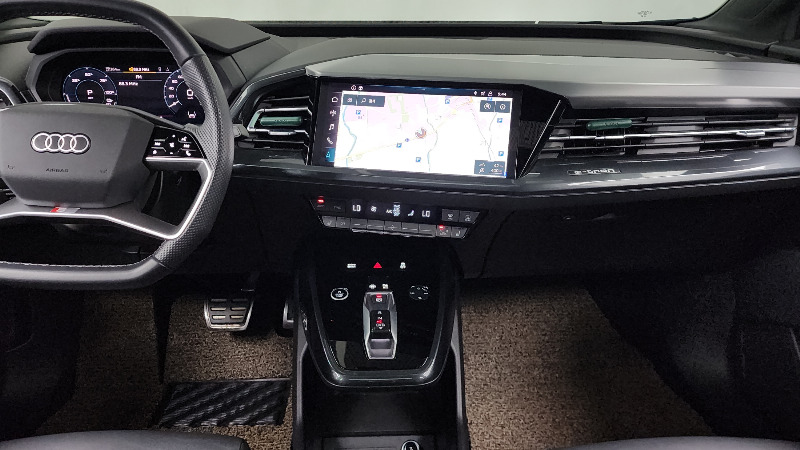 car Audi Q4 e-tron id55448 photo #14
