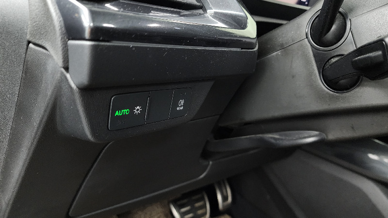 car Audi Q4 e-tron id55448 photo #16