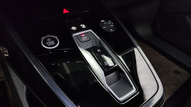 car Audi Q4 e-tron id55448 photo #9