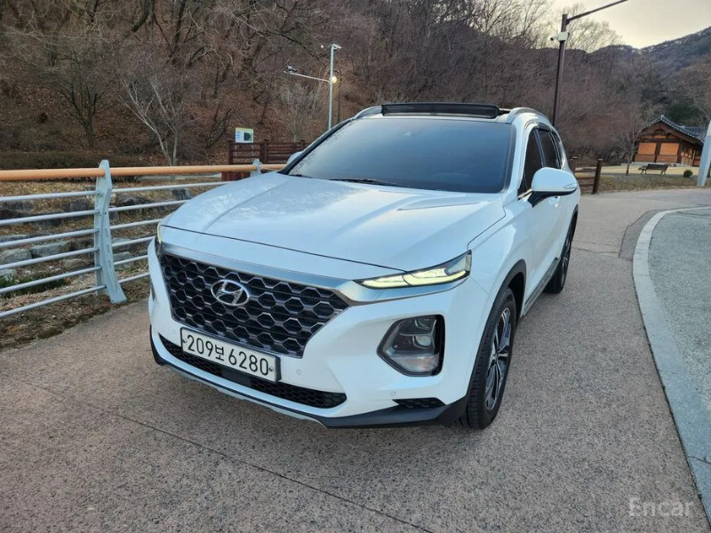 car Hyundai Santa FE id55553 main photo