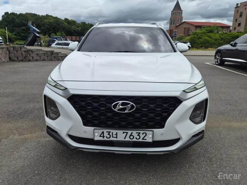 car Hyundai Santa FE id55562 main photo