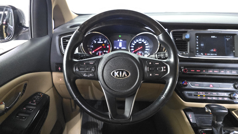 car KIA Carnival id55593 photo #13