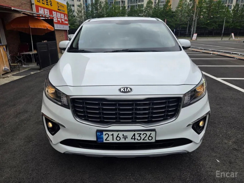 car KIA Carnival id55601 main photo