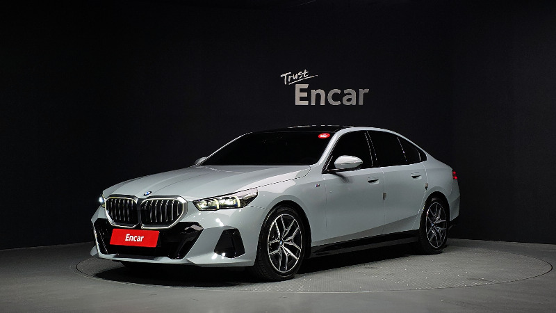 car BMW 5 Series id55647 main photo