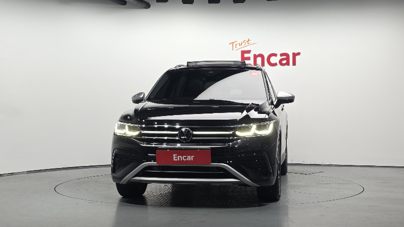 car Volkswagen Tiguan id55650 photo #3