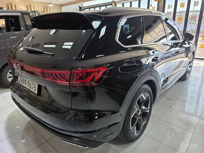 car Volkswagen Touareg id55662 photo #16