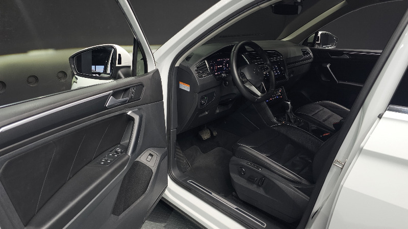 car Volkswagen Tiguan id55663 photo #11