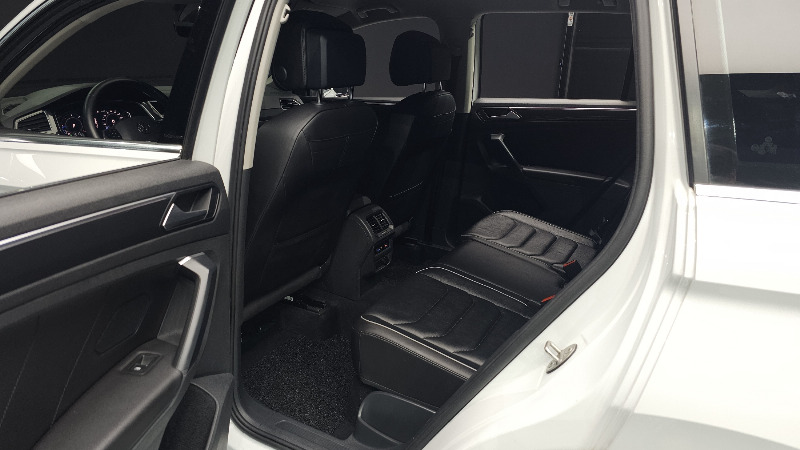 car Volkswagen Tiguan id55663 photo #12