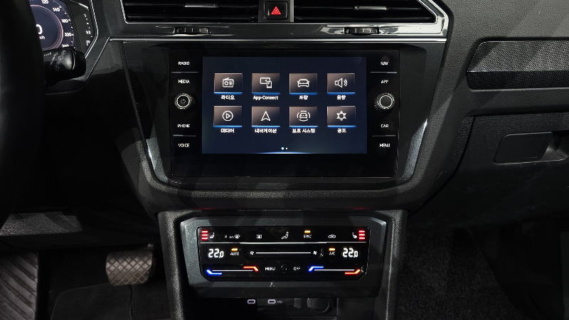 car Volkswagen Tiguan id55663 photo #14