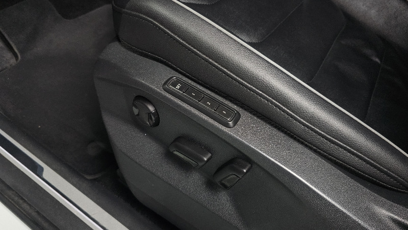 car Volkswagen Tiguan id55663 photo #19
