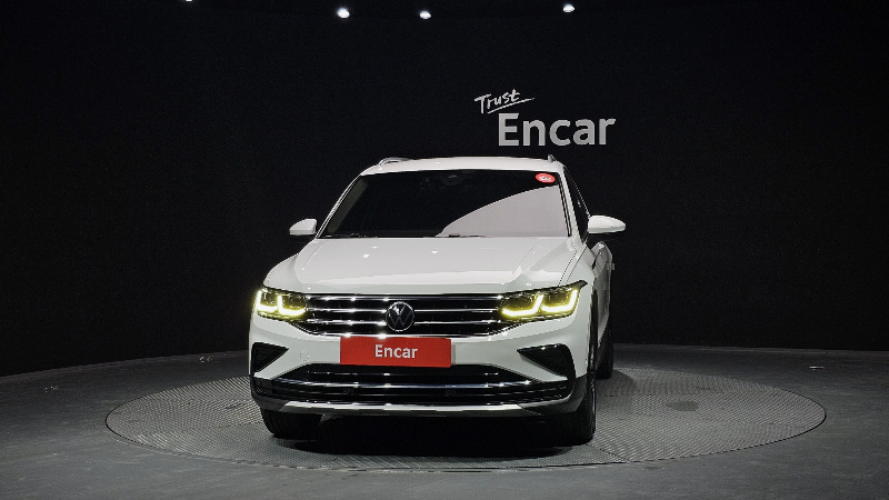car Volkswagen Tiguan id55663 photo #3