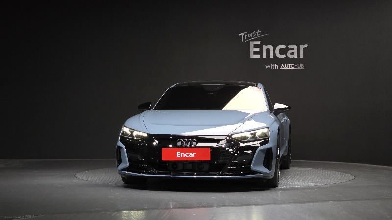 car Audi e-tron GT id55730 photo #3