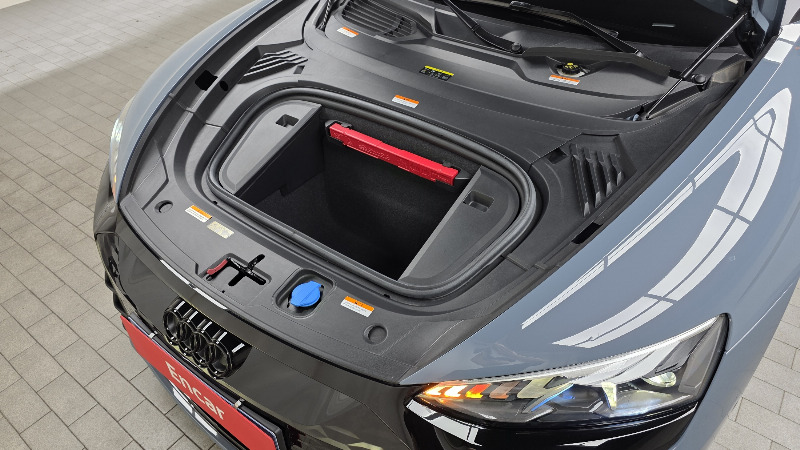 car Audi e-tron GT id55730 photo #6