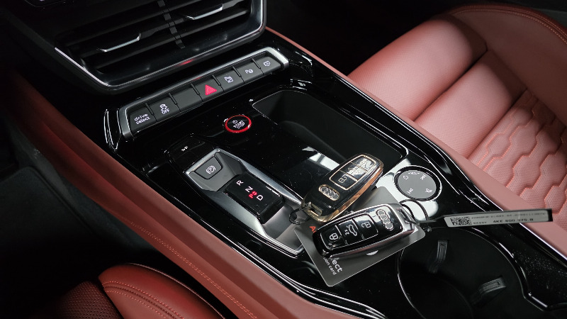 car Audi e-tron GT id55730 photo #9