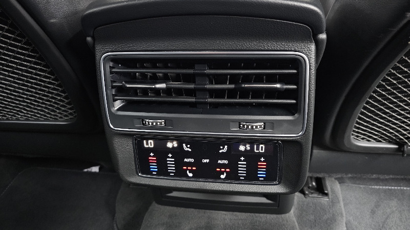 car Audi Q8 id55737 photo #19