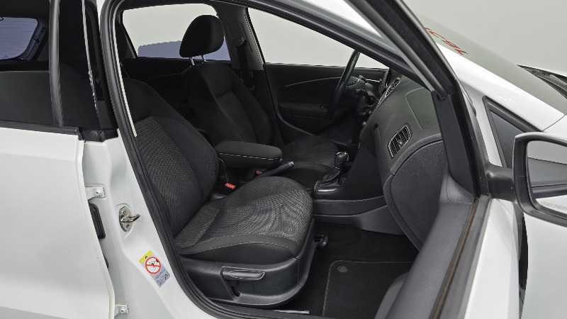 car Volkswagen Polo id55741 photo #12