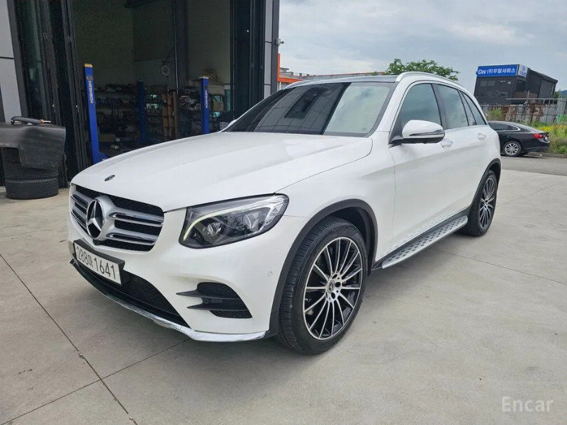 car Mercedes Benz GLC id55752 main photo