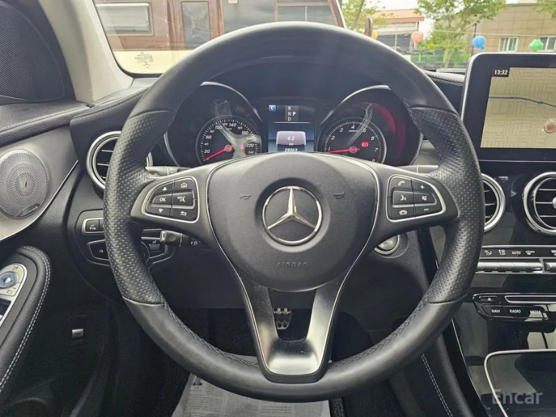 car Mercedes Benz GLC id55752 photo #14
