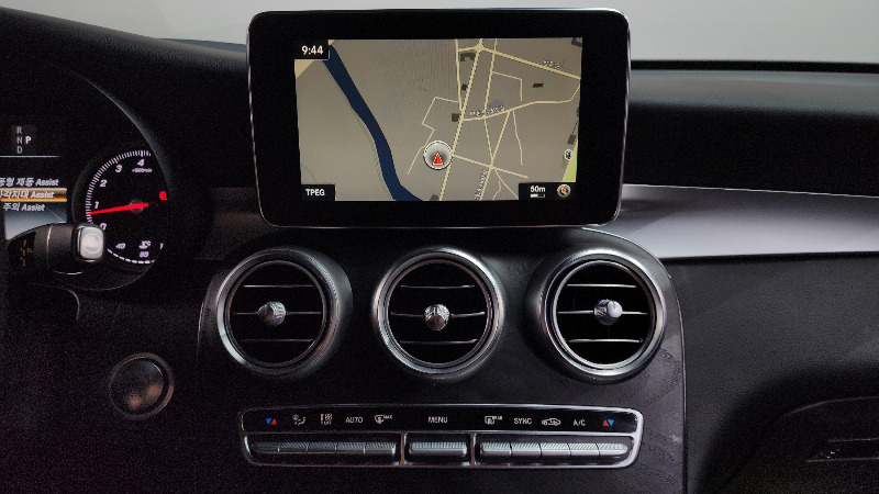 car Mercedes Benz GLC id55754 photo #12