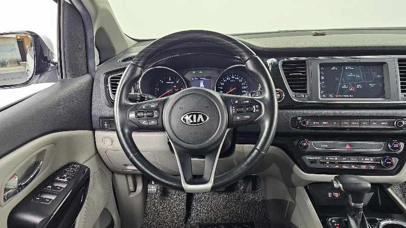 car KIA Carnival id55767 photo #13