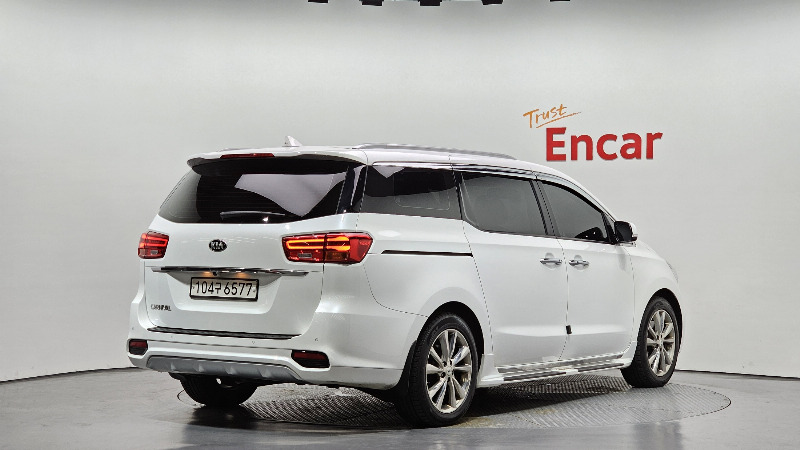 car KIA Carnival id55767 photo #2