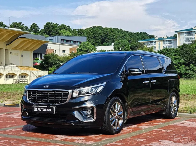 car KIA Carnival id55771 main photo