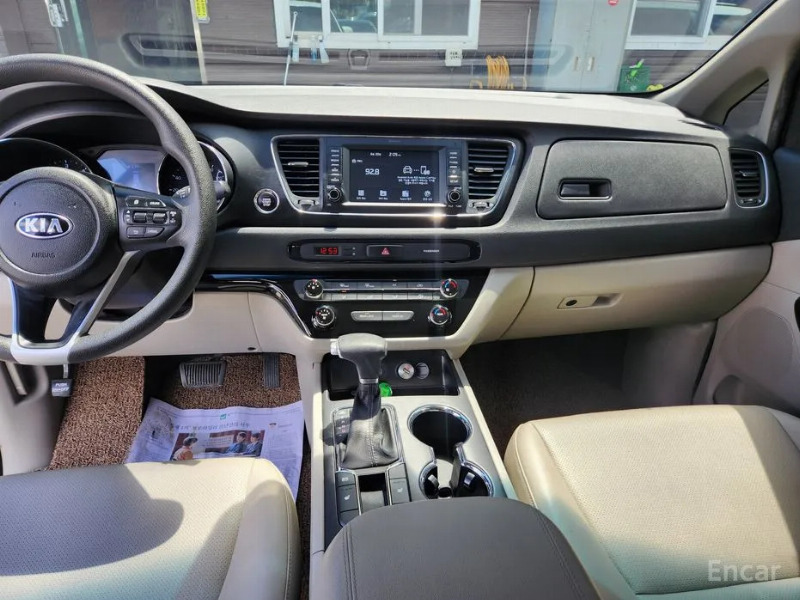 car KIA Carnival id55788 photo #16