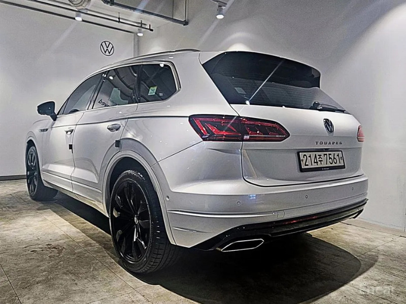car Volkswagen Touareg id55813 photo #2