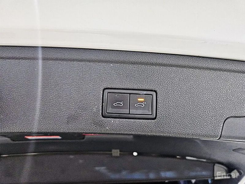 car Volkswagen Touareg id55816 photo #12