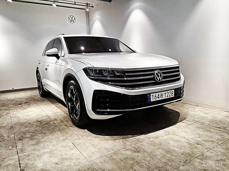 car Volkswagen Touareg id55821 main photo